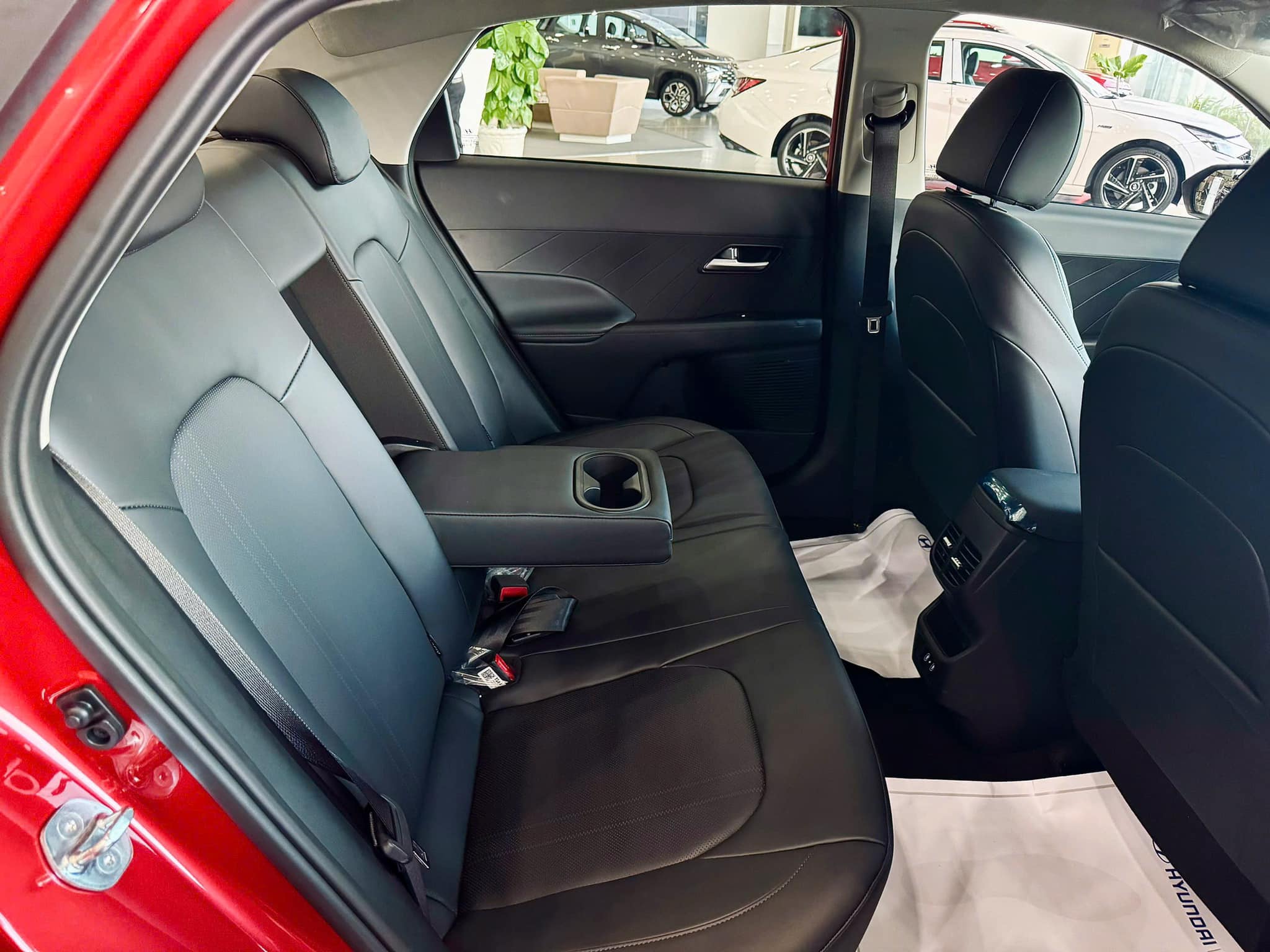 Hyundai Accent 2025: Thiết Kế Tinh Tế, An Toàn Vượt Trội 6 Ghế sau Hyundai Accent 2025