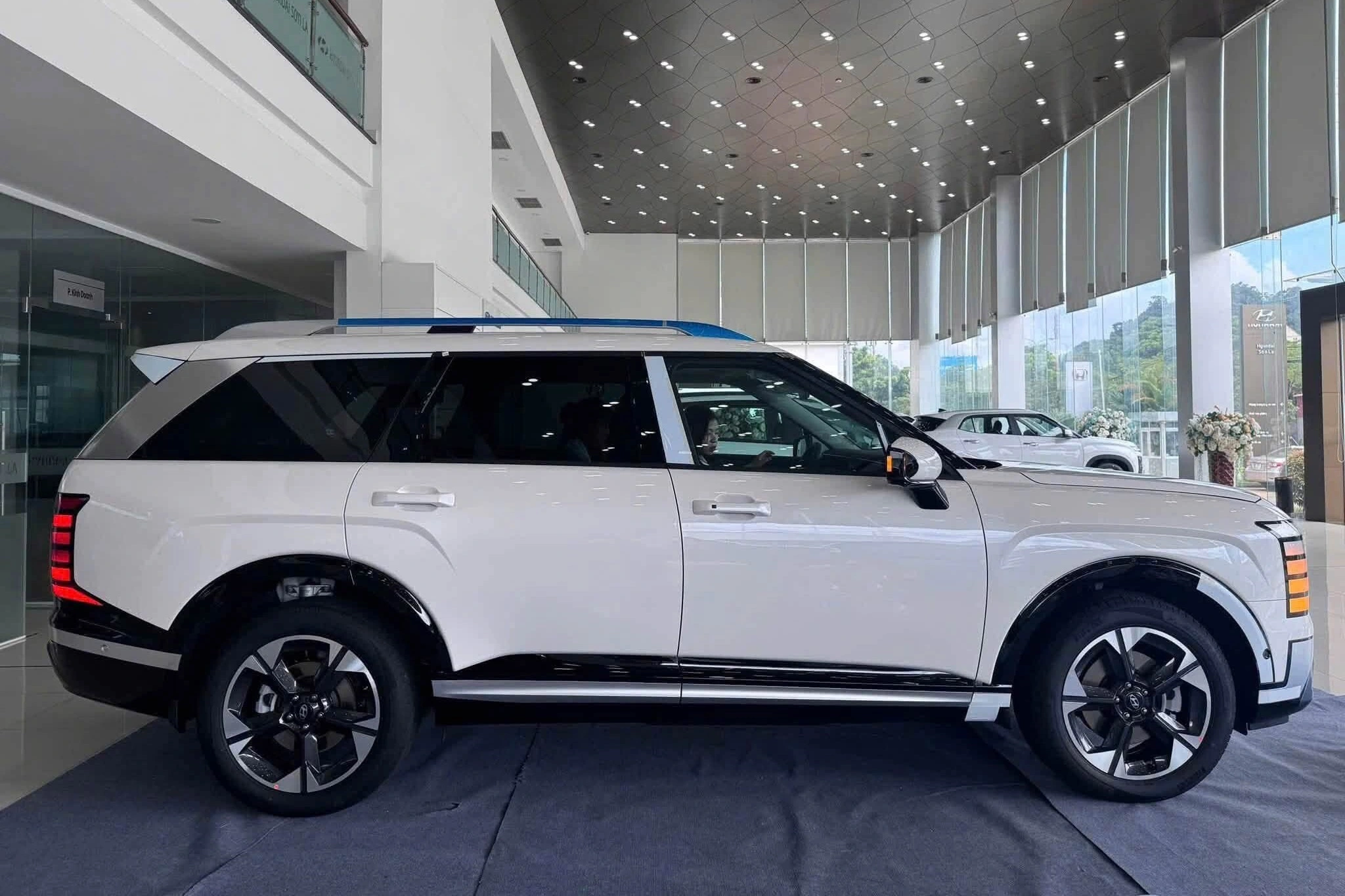 hyundai palisade 2026 ban tieu chuan ve dai ly anh2 1785125834309