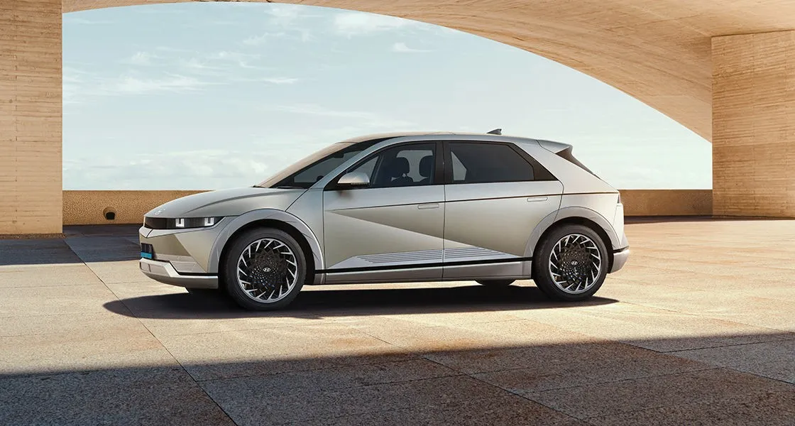 Hyundai Ioniq 5 Hyundai Ioniq 5