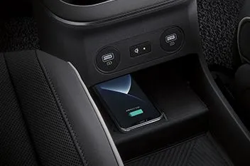 Hyundai Ioniq 5 Hyundai Ioniq 5