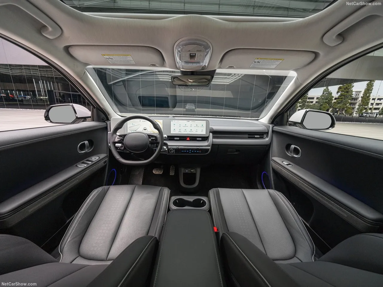 Hyundai Ioniq 5 Hyundai Ioniq 5